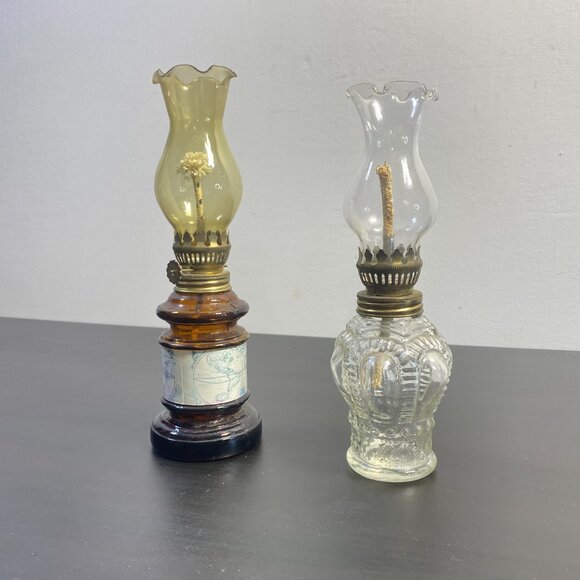 Vintage brown glass decorative jar style oil lamps, ruffle dark honey yellow. - Picture 8 of 10